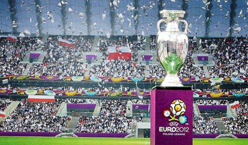 euro-2012-cup-trophy.jpg